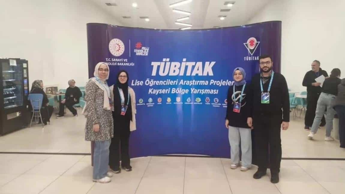 Tübitak 2204-A Liseler Arası Araştırma Projeleri yarışmasında Coğrafya Alanında Kayseri Bölge Finalinde yer aldık.